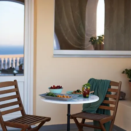 Pithos Modern Apartman Vóthon