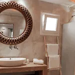 Pithos Modern דירה *